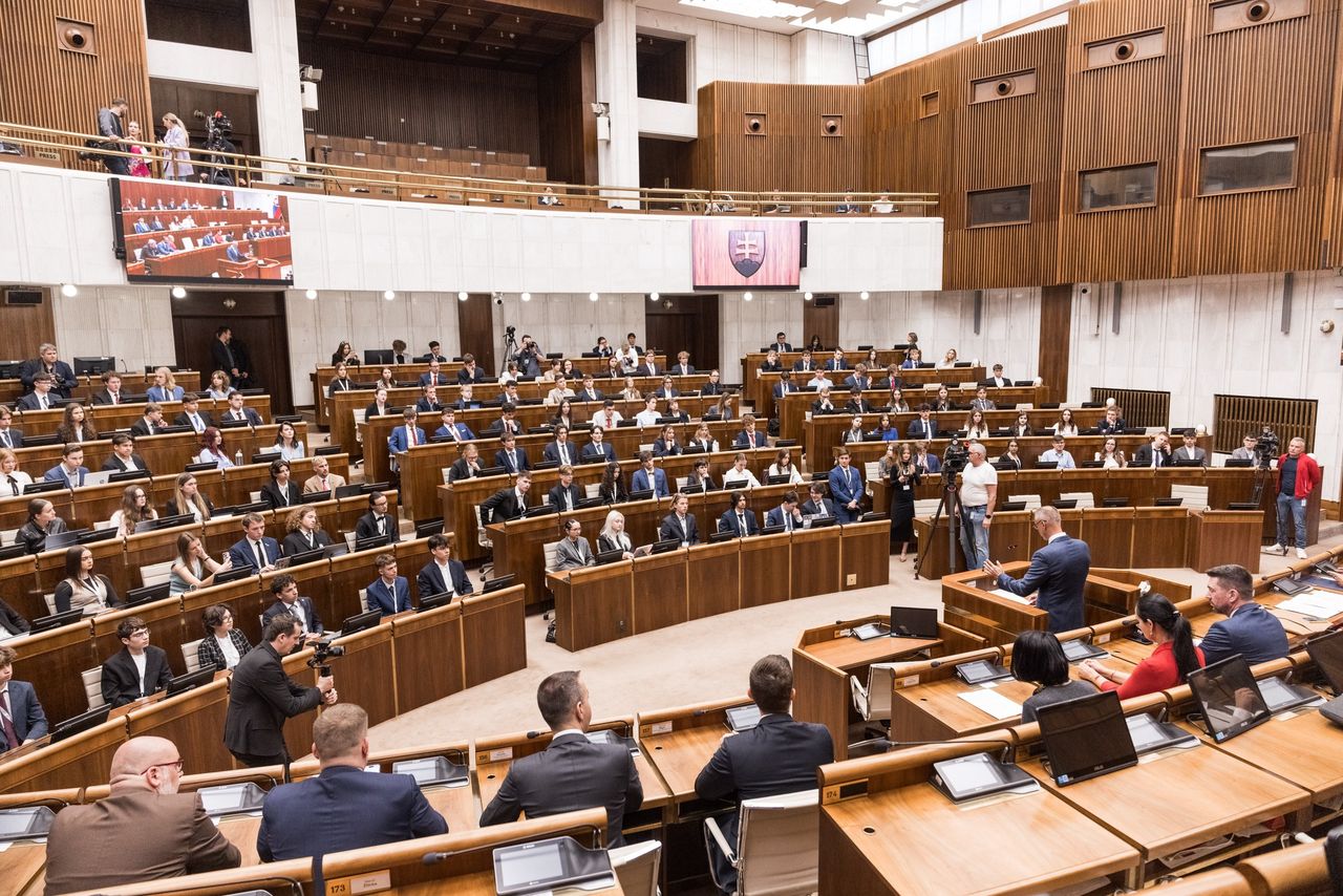 Kontrowersje na Słowacji. Parlament mówi "nie" sankcjom wobec Rosji