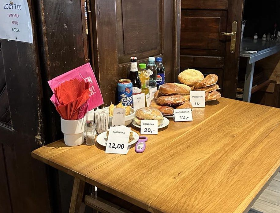 Przekąski w schronisku