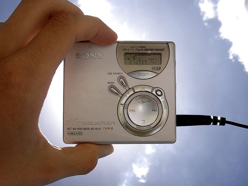 Radioaktywne pierwiastki i strzelanie do barmana. Kultowe zabawki z dawnych lat 9
