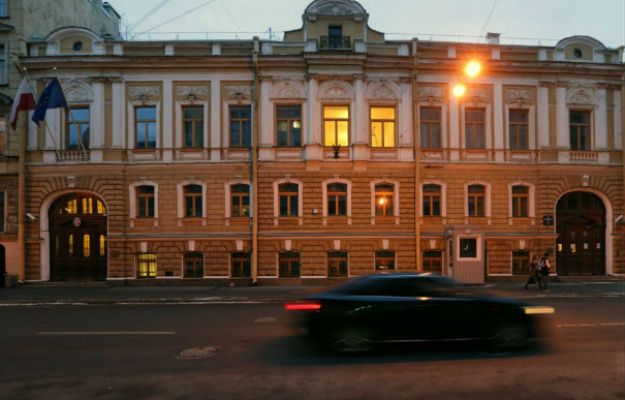 Wstrzymana eksmisja polskiego konsulatu w Petersburgu