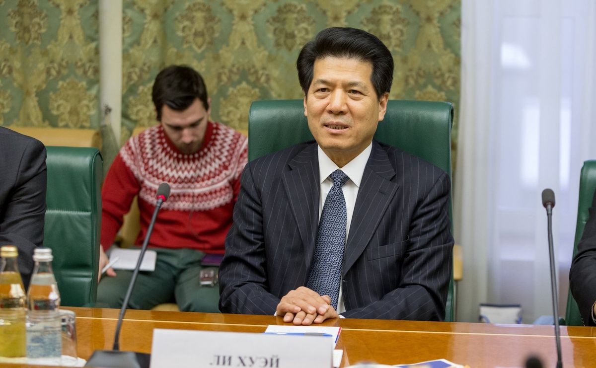 Były ambasador w Rosji Li Hui będzie wysłannikiem w Kijowie