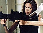 Angelina Jolie dziewczyną Bonda
