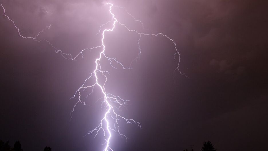 Burze w Polsce. Pojawiły się ostrzeżenia