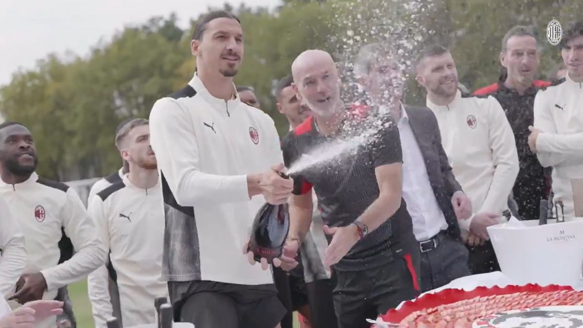 Zlatan Ibrahimović podczas 40 urodzin w ośrodku klubowym AC Milan
