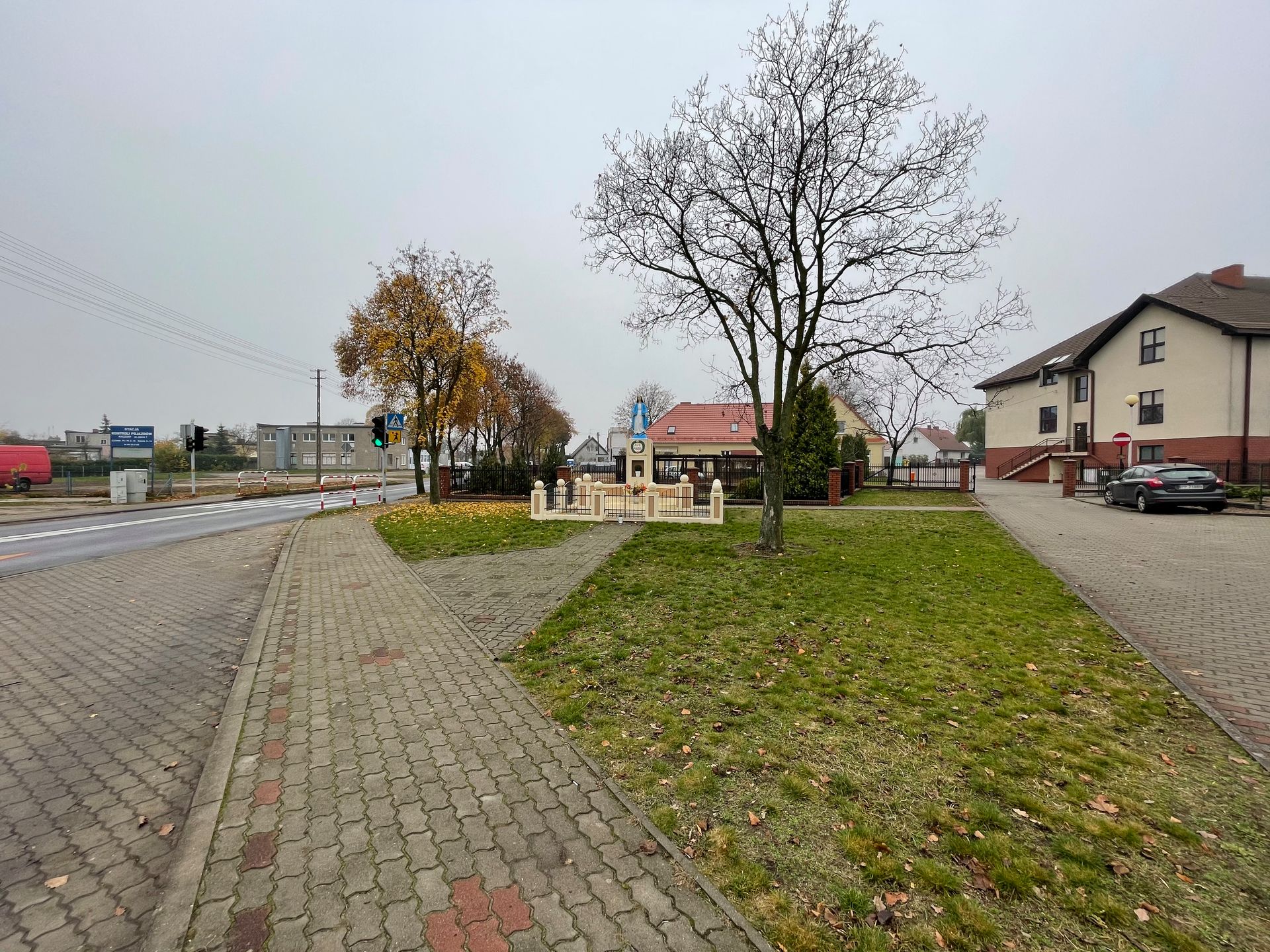 Dobry iPhone w "dobrej" cenie. iPhone 12: test 17