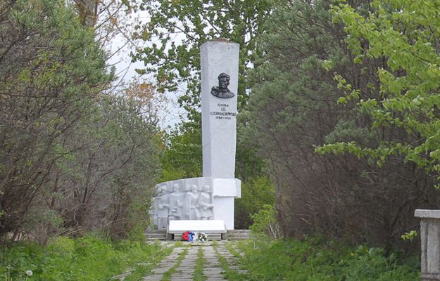 MSZ Rosji żąda od Polski wstrzymania rozbiórki pomnika gen. Czerniachowskiego w Pieniężnie