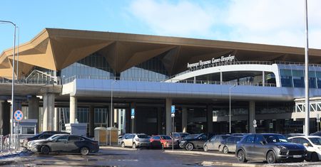 Problemy na lotnisku w Petersburgu. To drugi największy port lotniczy w Rosji