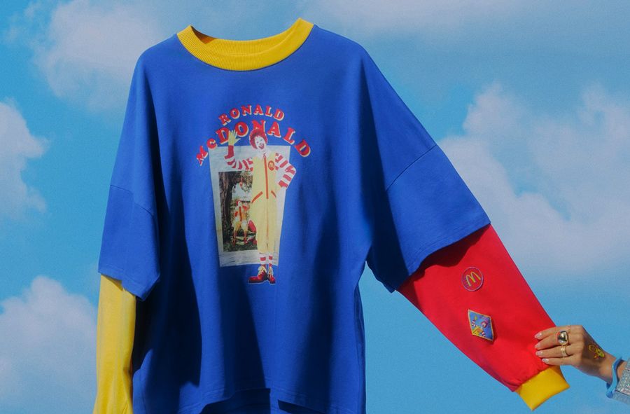 McDonald's wypuszcza retro merch. Jak zdobyć ubrania?