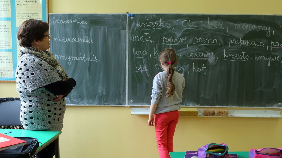 Nauczyciele będą zarabiać więcej. Zdjęcie ilustracyjne /Piotr Mecik
