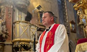 Ksiądz o grillu w majówkę. "Smacznego"