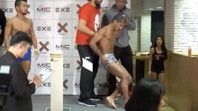 Zrzucił 7 kg przed walką i z trudem wszedł na wagę! Haniebne sceny na gali MMA w Tokio