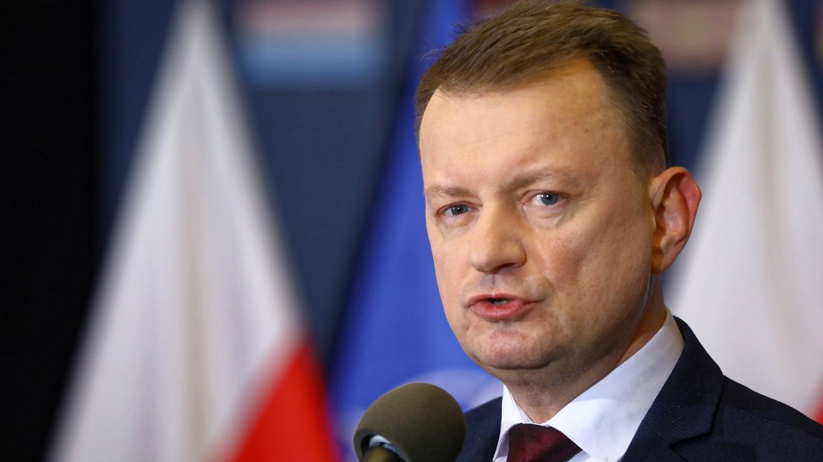 Mariusz Błaszczak podpisał umowę w sprawie sytemu "Narew" 