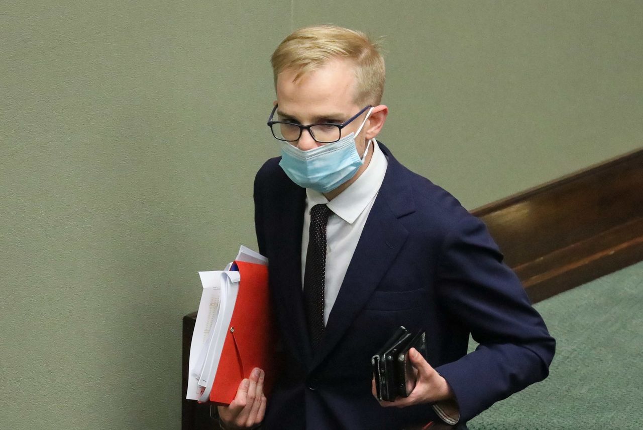 Polskie finanse na specjalnych zasadach dłużej? Sejm zagłosował za