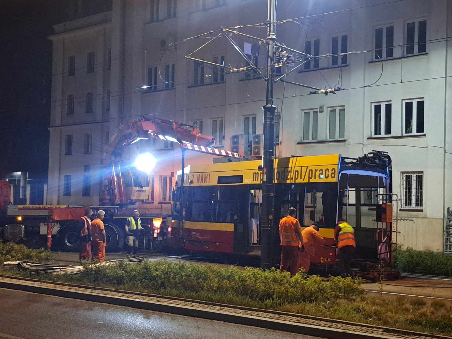 Po wypadku oczom łodzian ukazał się wstrząsający widok