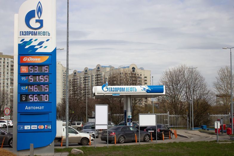 Kryzys paliwowy w Rosji. Na stacjach brakuje benzyny