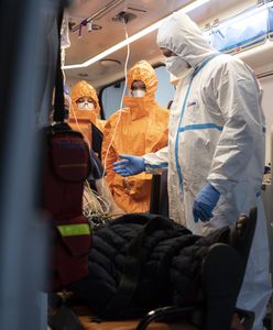 Jak będzie wyglądać szczyt czwartej fali? Mamy prognozy ekspertów