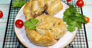 Przysmak bałkańskiej kuchni. Pyszny burek w prostym przepisie