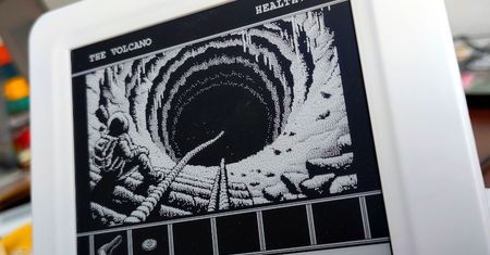 Zadziwiająca konsola. Ten handheld wykorzystuje technologię E Ink