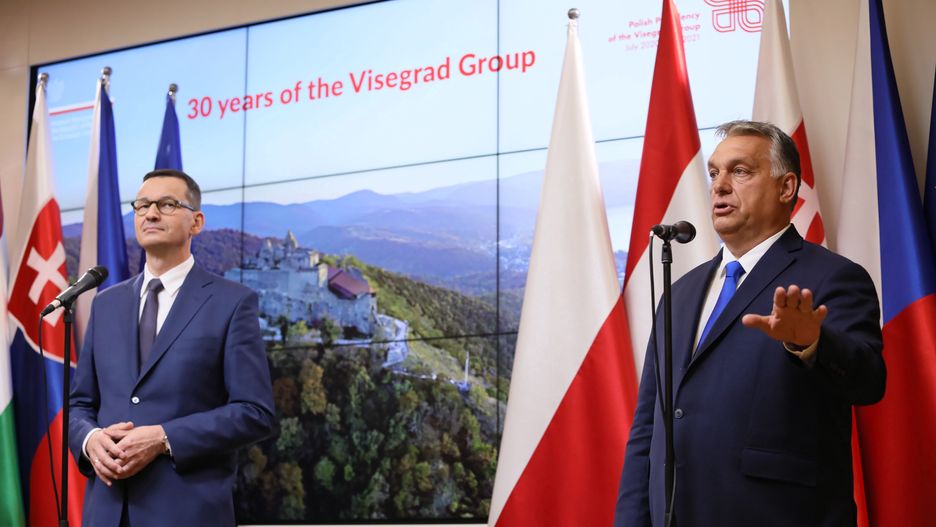 Budżet UE. Na zdjęciu Mateusz Morawiecki oraz Viktor Orban