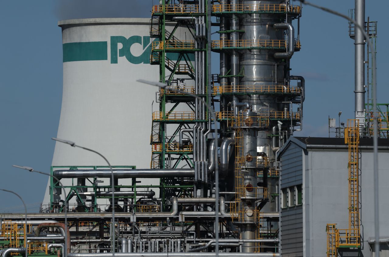 Dostawy ropy do Schwedt. Niemiecki rząd rozmawia z Polską