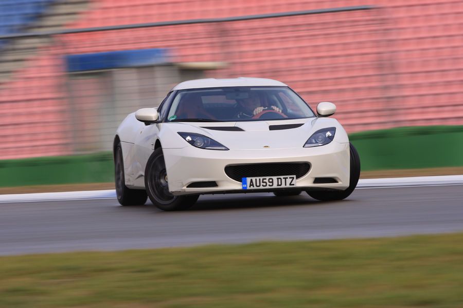 Lotus Evora (źródło: Auto Motor und Sport)