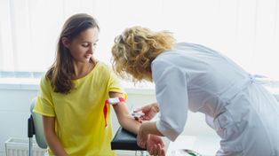 Zamiast "koktajlu leków" jeden wlew. Jest nadzieja na skuteczne obniżanie poziomu cholesterolu