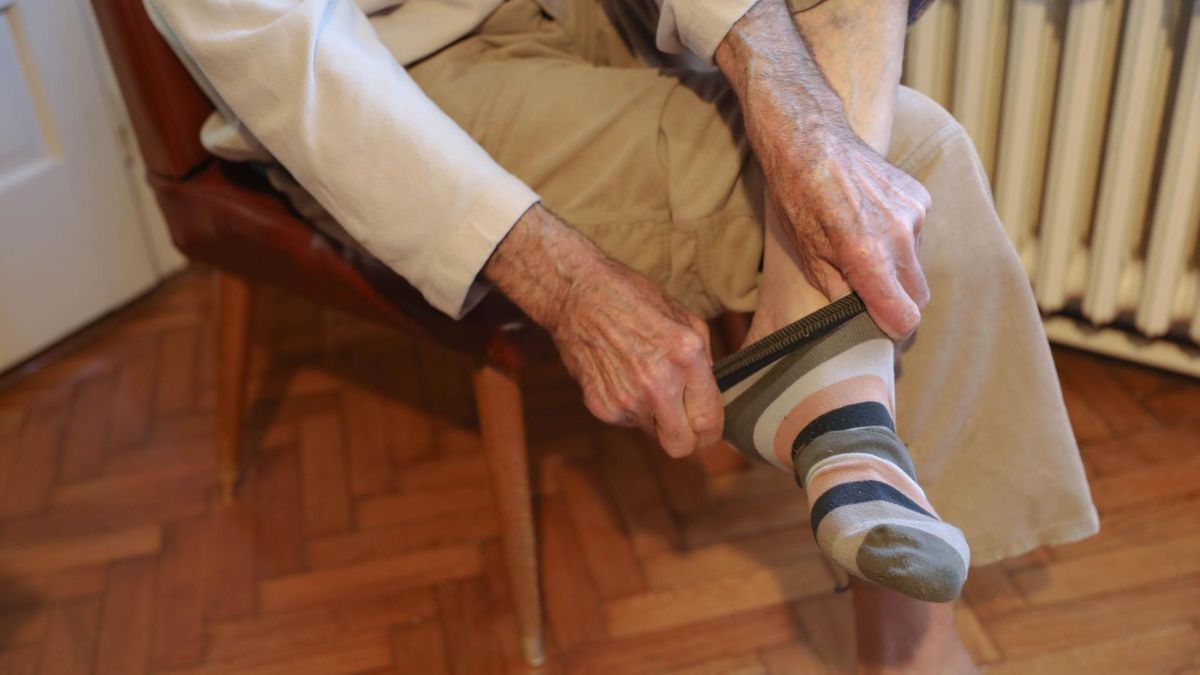 Jakie nietypowe objawy mogą wskazywać na demencję?