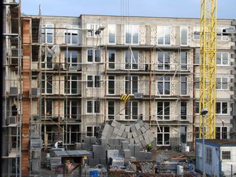 Opóźnią przepisy o patodeweloperce? "Ryzyko paraliżu inwestycyjnego"