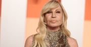 Donatella Versace odchodzi z modowego giganta. To koniec pewnej epoki