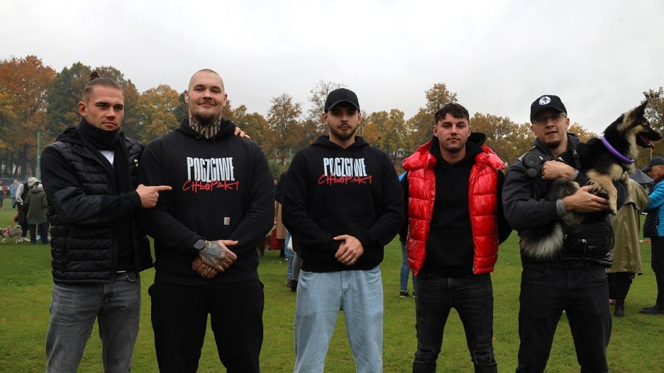 Poczciwe Chłopaki w trakcie tegorocznej wystawy psów nierasowych, którą również wsparli