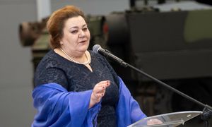 "Pancerna Ela" odwołana. Trzęsienie ziemi w zakładach zbrojeniowych