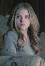 ''Carrie'': Chloe Moretz i Haley Bennett odkrywają telekinezę