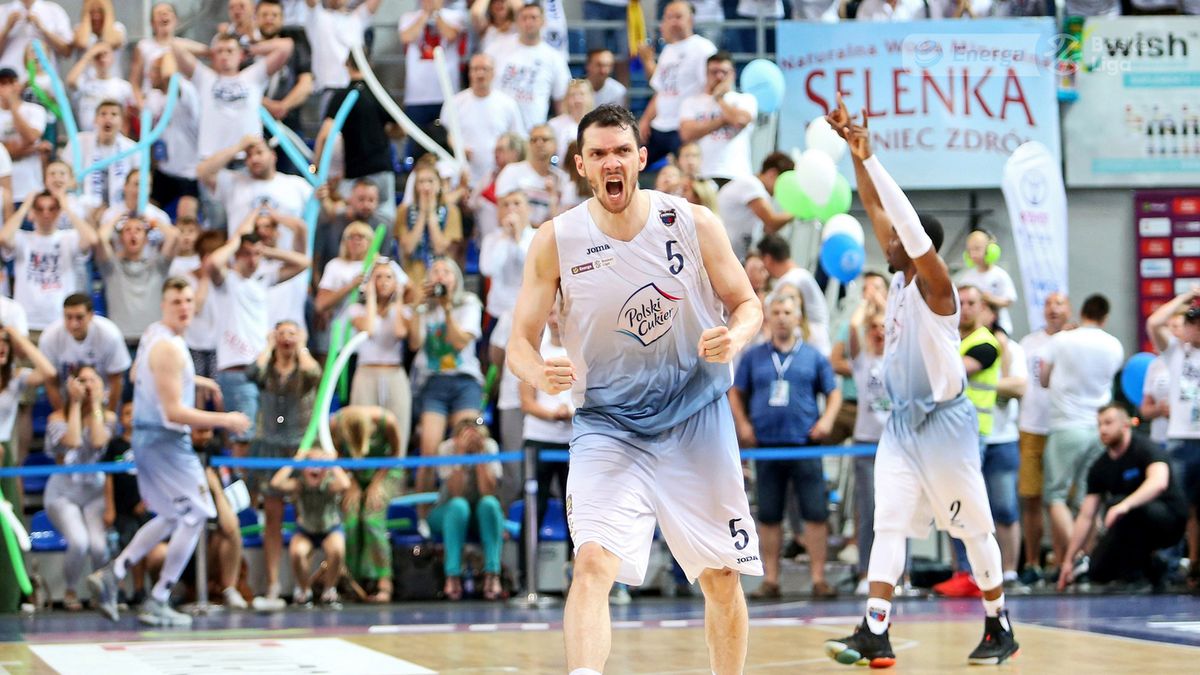 Materiały prasowe / Andrzej Romański / Energa Basket Liga / Na zdjęciu Aaron Cel