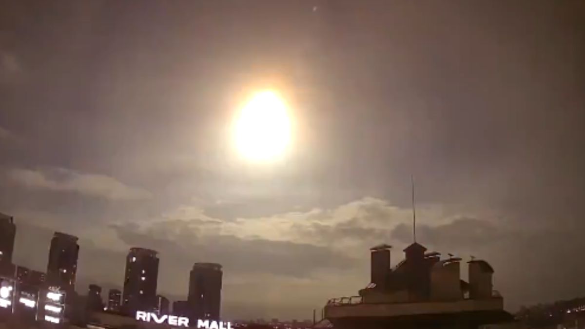 Rozbłysk nad niebem w Ukrainie. Co to było? Fot.Twitter