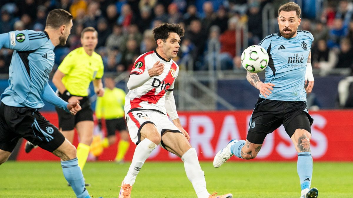 PAP/EPA / Jozef Jakubco / Mecz Ligi Konferencji: Slovan Bratysława - Rayo Vallecano