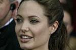 Angelina Jolie spełnia marzenia chorego chłopca