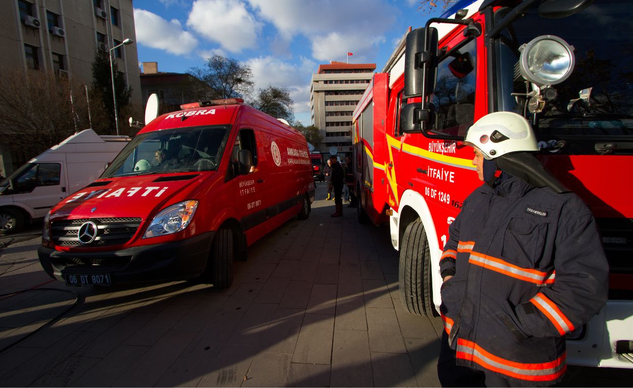 Pożar kontenerów w Antalyi. Nie żyje kobieta w ciąży i pięcioro dzieci