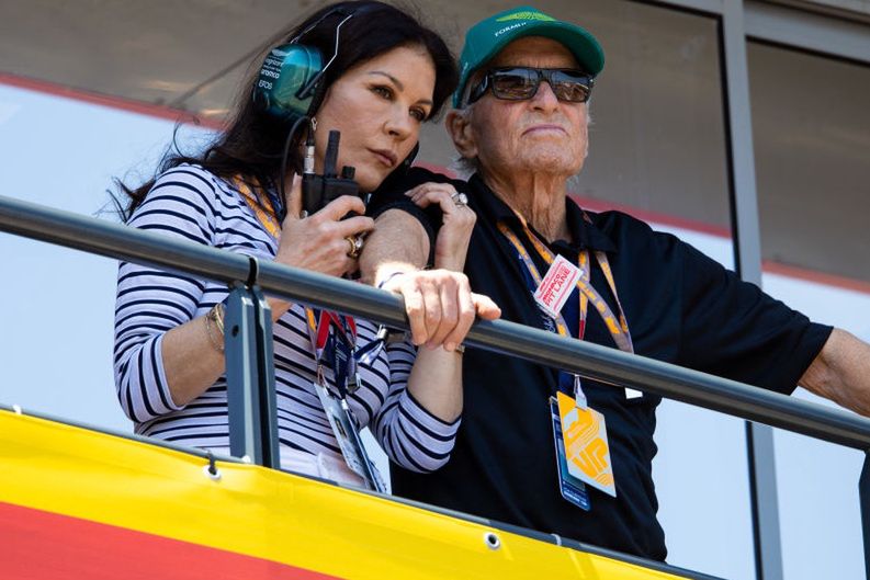 Catherine Zeta-Jones i Michael Douglas sprzedają swoją willę