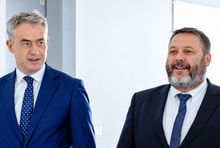 Wicepremier Krzysztof Gawkowski i prezes UKE Przemysław Kuna