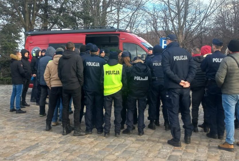 Leżał twarzą w strumieniu. Tragiczny finał poszukiwań Niemca