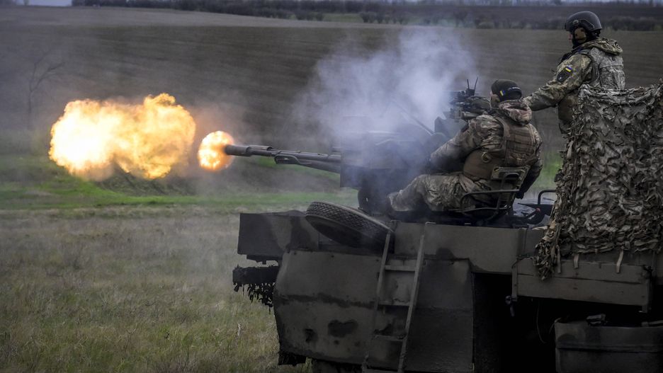 Ukrainian soldiers participate training with heavy weapons in areas close to the frontline
ZAPORIZHZHIA, UKRAINE - APRIL 20: Members of Ukrainian Armed Forces are seen during their shooting training with heavy weapons at the areas close to the frontline in Zaporizhzhia, Ukraine on April 20, 2023. It is the great importance for Ukrainian military personnel to be trained with such war equipment in order to become accustomed to using various weapons purchased or sent as aid from Allied countries. Although it is not yet clear when and from which regions the counter-attack will begin, care is taken to ensure that Ukrainian soldiers can use various weapons in order to keep the defensive line and counterattack the Russian army. Anadolu Agency (AA) observed exclusively the war training program organized for Ukrainian soldiers in the Zaporizhzhia region, with the special permission from the Ukrainian Armed Forces. In the training process, which was held in wide areas close to the Zaporozhian front, shooting was carried out with many weapons such as armored vehicles, anti-aircraft guns, machine guns, mortars, and anti-tank. Muhammed Enes Yildirim / Anadolu Agency/ABACAPRESS.COM 
Dostawca: PAP/Abaca
AA/ABACA
Zaporijjia, Zaporizhia, Zaporizhzhia, agresja Rosji, atak Rosji na Ukrain�, �wiczenia, inwazja, inwazja rosyjska, konflikt zbrojny, rosyjska, rosyjski, sytuacja na Ukrainie, sytuacja w Ukrainie, Ukraina, Wojna na Ukrainie, wojna w Ukrainie, wojskowe, wok� Ukrainy, Zaporo�e