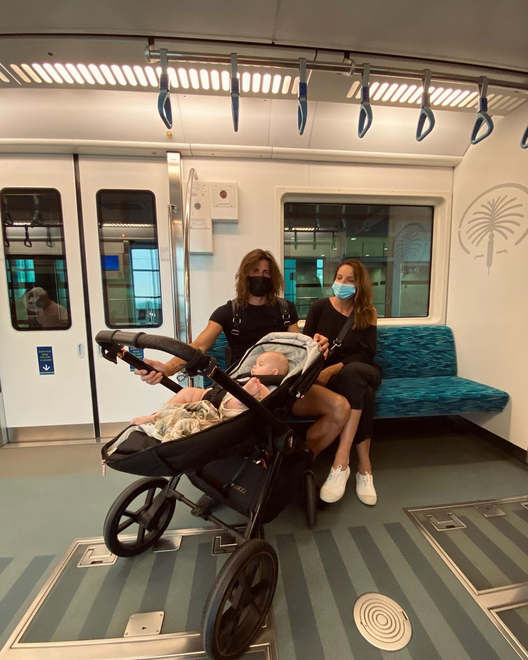 Agnieszka Włodarczyk w metrze w Dubaju