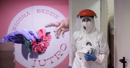 Koronawirus w Polsce. Przechorowałeś COVID-19? Uzdrowisko w Lądku-Zdroju oferuje rehabilitację dla ozdrowieńców