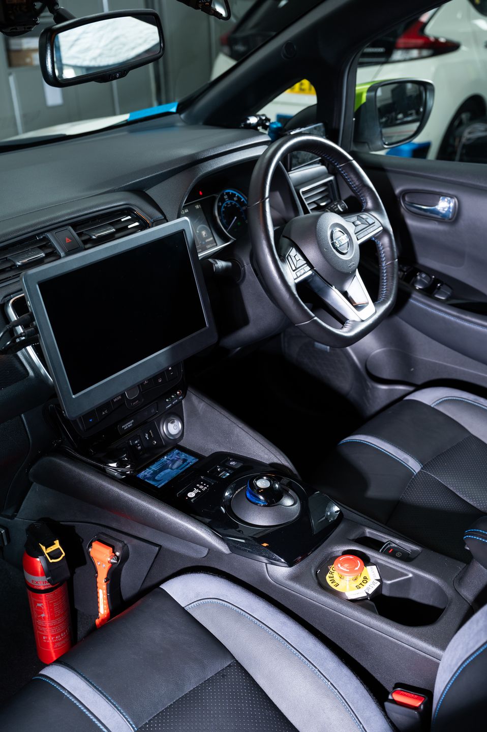 ServCity autonomiczny Nissan Leaf