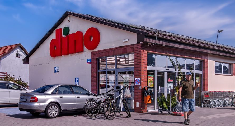Francuski portal o Dino Polska: jedna z najszybciej rosnących sieci w Europie. Padło porównanie do Carrefoura