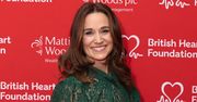 Świąteczna Pippa Middleton pozuje na rozdaniu nagród fundacji. Wybrała sukienkę w stylu księżnej Kate (ZDJĘCIA)