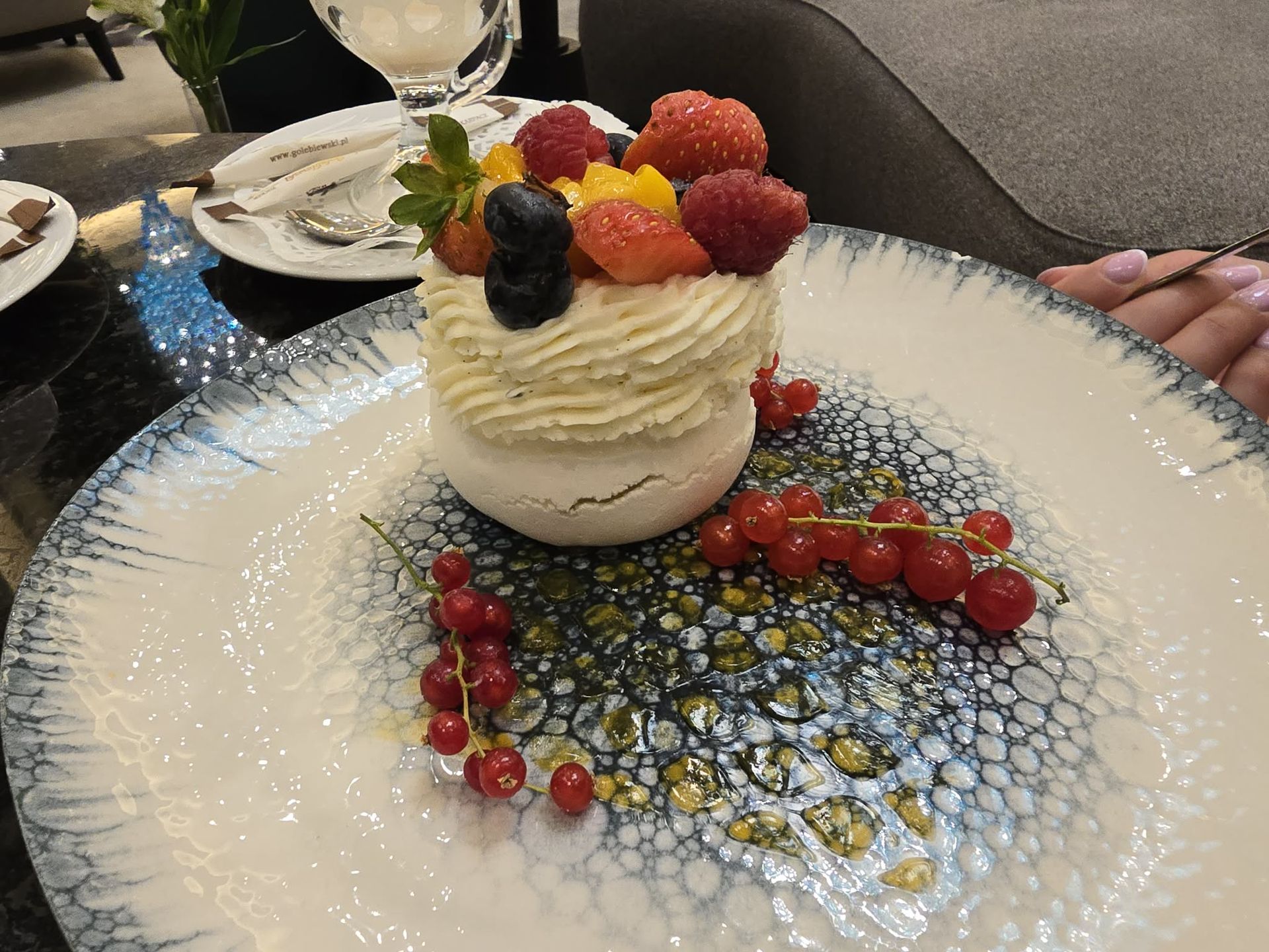 Beza w kawiarni Hotelu Gołębiewski