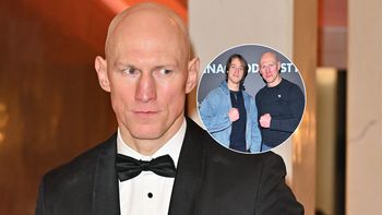 Krzysztof "Diablo" Włodarczyk zabrał syna na premierę filmu. Ależ oni są podobni [ZDJĘCIA]