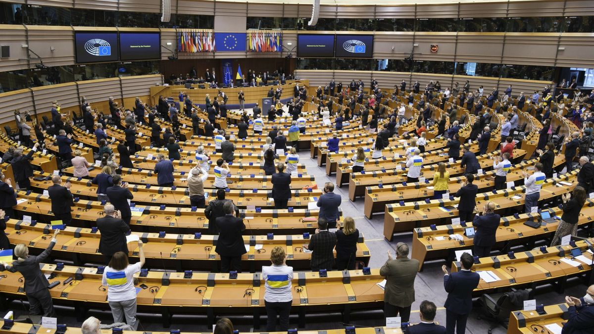 reporter_baza_2022-03
President of the European Parliament Roberta Metsola delivers a speech during an extraordinary session of the European Parliament on Ukraine on March 1, 2022 in Brussels, Belgium. Ukrainian President Volodymyr Zelenskyy declared: 'We pay such a price to have the same rights as you'.
Thierry Monasse/REPORTER