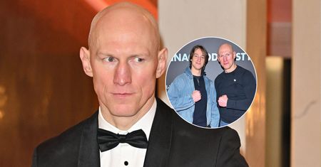 Krzysztof "Diablo" Włodarczyk zabrał syna na premierę filmu. Ależ oni są podobni [ZDJĘCIA]